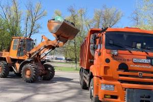 В Брянске 28 марта, 4 и 18 апреля пройдут общегородские субботники