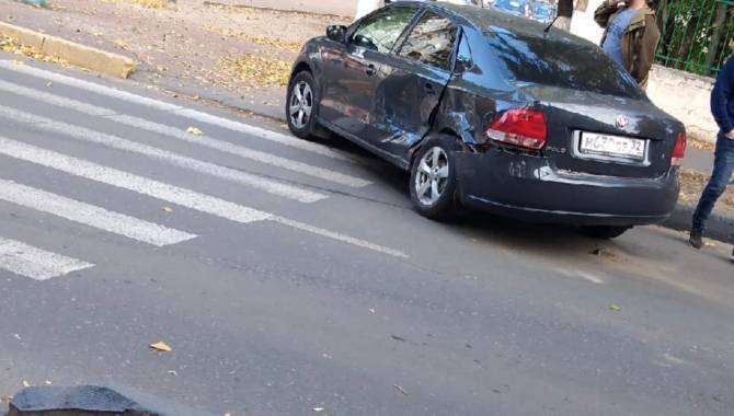 В Брянске пешеходный переход стал местом ДТП
