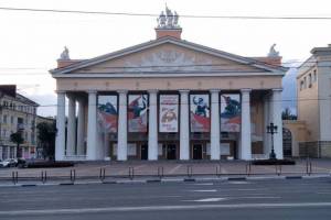 В Брянске отменили гастроли вологодского драмтеатра