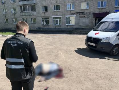 В Клинцах на улице 35-летний мужчина до смерти избил случайного знакомого