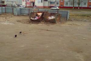 В Брянске бизнесменов обвинили в мусорном аппокалипсисе на Почтовой