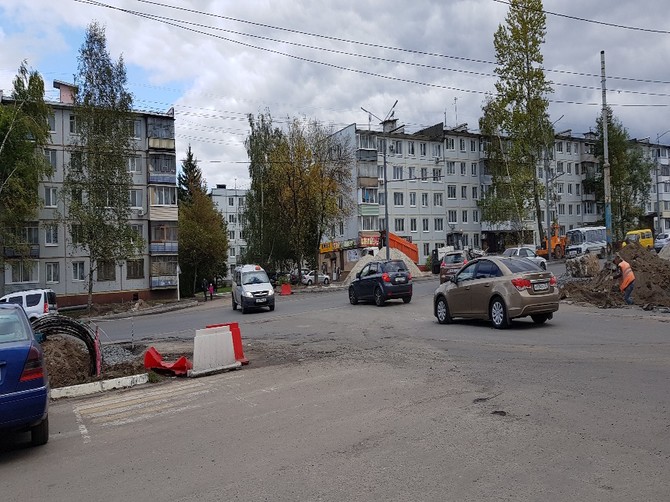 В центре Брянска на перекрестке возник правовой беспредел