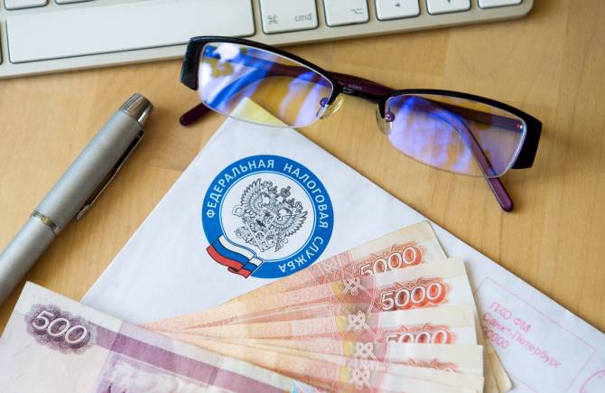 В Брянске владелица маршрутки выплатила 250 тысяч рублей долга по налогам и кредитам