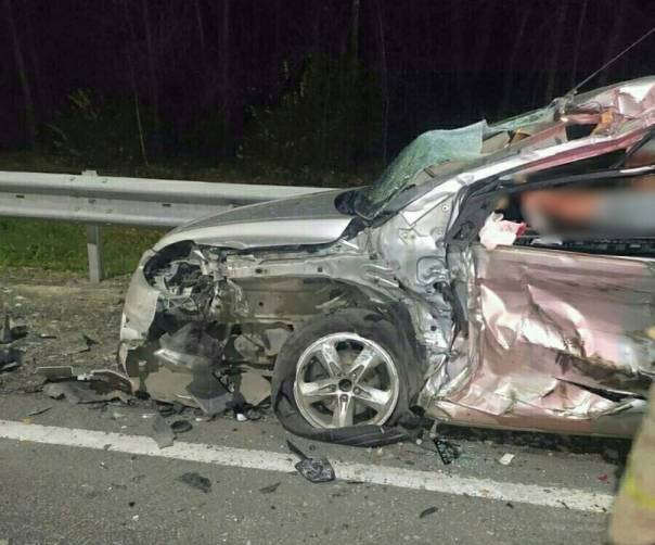 Под Жуковкой уснувший водитель фуры сломал позвоночник 53-летнему мужчине