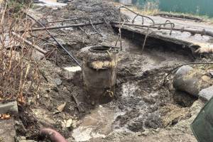 В Брянске из-за прорыва водопровода без воды остались жители улицы Кромской