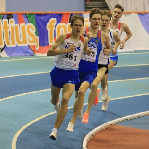 Брянский легкоатлет установил юношеский рекорд России