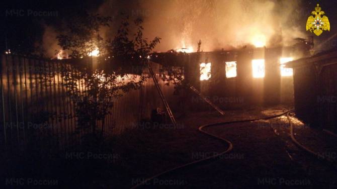 В Фокино на улице Головачёва сгорел жилой дом 