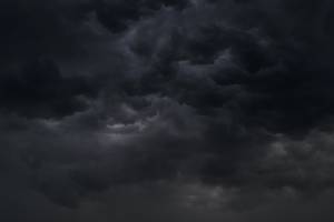 На Брянщину 3 октября обрушатся дожди с грозами и ураганный ветер