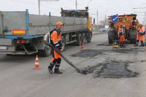 Подрядчики-бракоделы устраняют дефекты на дорогах Брянска