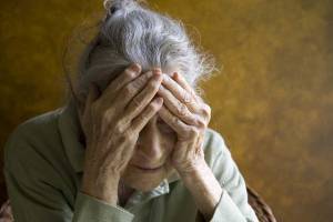 В Новозыбковском районе «соцработница» обокрала 84-летнюю старушку
