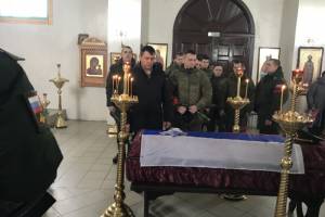В Унече простились с погибшим в ходе спецоперации офицером Юрием Зайцевым