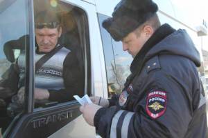 В Брянске за сутки поймали 18 маршрутчиков-нарушителей