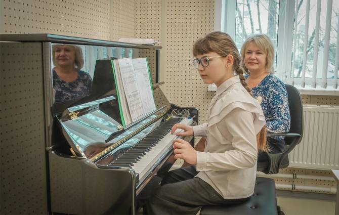 В Брянске вырос средний уровень зарплаты работников культуры