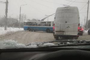 В Брянске на Городище троллейбус попал в ДТП