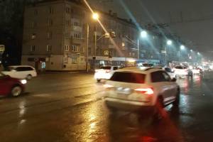 В Брянске вышли из строя светофоры на выезде из Бежицы