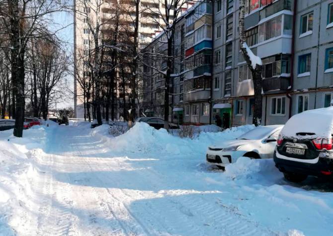 В Брянске отчитались об успехах в борьбе со снегом