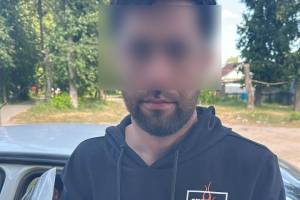 В Брянске задержали двоих парней за сбыт 57 свёртков с метадоном