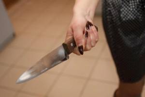 В Брянске 22-летнюю девушку осудили за убийство сожителя