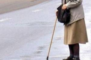 В Клинцах 76-летняя пенсионерка-нарушительница попала под машину
