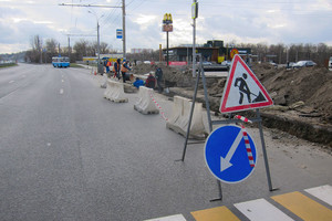 В Брянске возле Первомайского моста ремонтируют ливневку