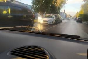 В Брянске на улице Литейной произошла массовая авария