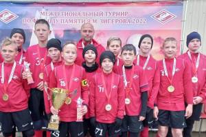 Юные футболисты брянского «Спартака» победили на межрегиональном турнире