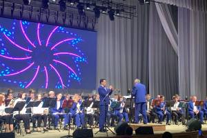 Брянцев пригласили на патриотический концерт духового оркестра