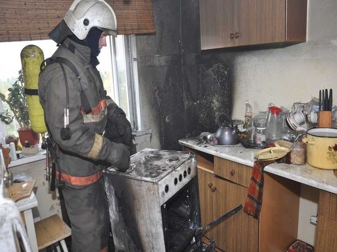 В Брянске при пожаре на кухне квартиры никто не пострадал