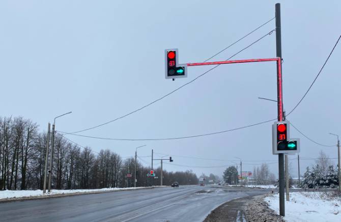 В Брянске на 4 светофорах установят светоидные панели