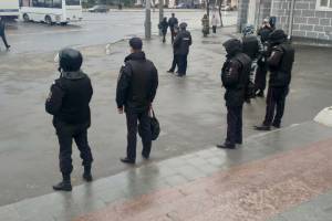 Полиция перекрыла лестницу на бульваре Гагарина в Брянске