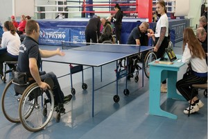 В Брянске провели турнир по настольному теннису среди инвалидов-опорников