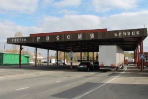 Брянцев предупредили о пробках на границе с Беларусью