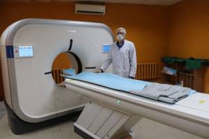 В Клинцовской городской больнице начал работать новый компьютерный томограф