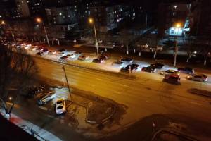В Брянске человек с флагом устроил пробку на Московском проспекте