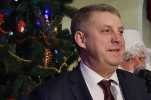 Брянский губернатор прокомментировал запрет корпоративов на Новый Год