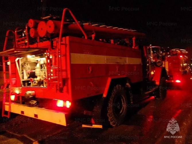 В Брянске на улице Рылеева случился ночной пожар