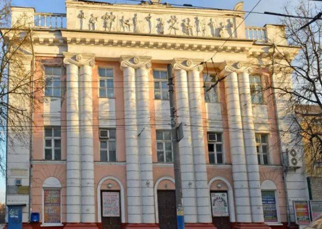В Брянске частично закрывается ДК Советского района из-за коронавируса