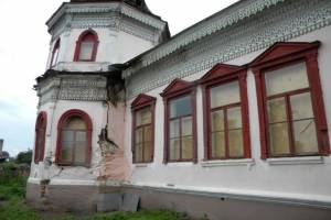 Московской владелице старинного особняка в Новозыбкове грозят судом брянские чиновники