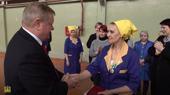 Брянской камвольщице Галине Табунцовой вручили Орден Дружбы