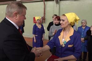 Брянской камвольщице Галине Табунцовой вручили Орден Дружбы