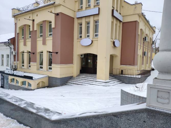 В Брянске закрылось кафе «Раздолье» на лестнице к Набережной