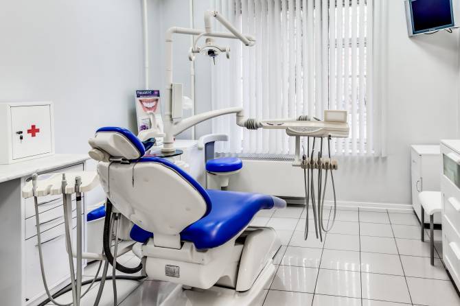 В Брянской области свернули плановую стоматологическую помощь