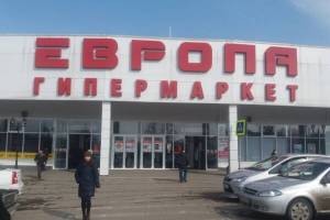 В Брянске без маски поймали покупателя в ТЦ «Европа»
