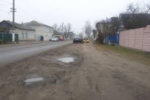 В Климово пешеходы и автомобилисты не поделили дорогу