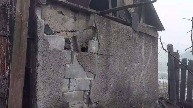 В стародубском селе Ломаковка после обстрела повреждены 17 домов