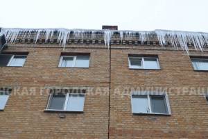 В Брянске 47 управляющих компаний уличили в некачественной уборке снега