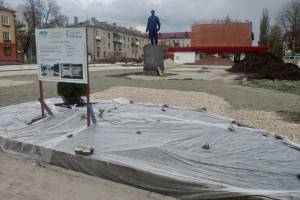В Брянске развернулся масштабный ремонт сквера у «Салюта»