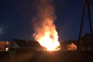 В Брянске сгорел жилой дом на улице Луговой