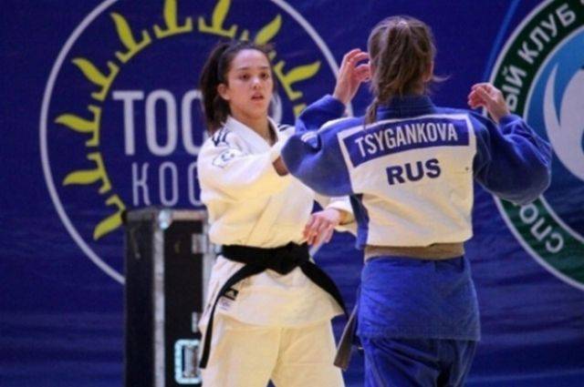 Брянская дзюдоистка Цыганкова завоевала «серебро» на всероссийских соревнованиях