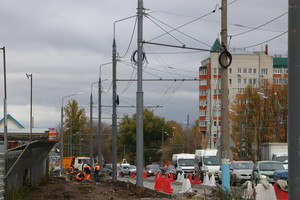 До конца года в Брянске заменят более 200 троллейбусных электроопор